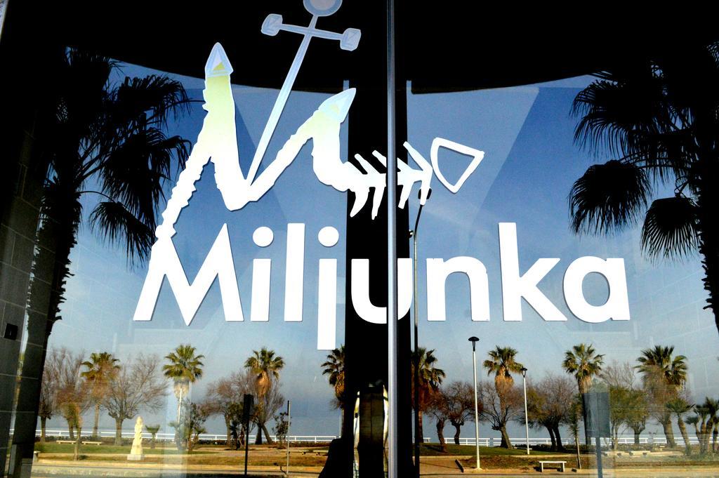 Residence Miljunka ซานตากาตา ดี มิลลิเตลโล ภายนอก รูปภาพ